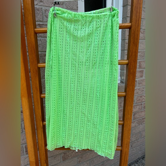sheer green floral lace midi skirt - Picture 6 of 6